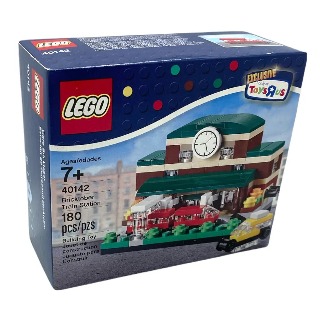 LEGO 40142 Bricktober Bahnhof Train Station Toys “R”!